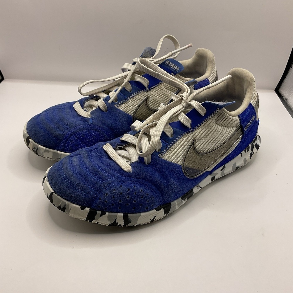 Nike Kids Gato Blue and White with Camo Sole Size 1.5Y